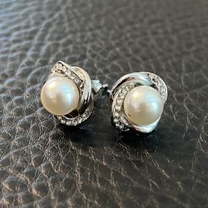 Silver Crystal Faux Pearl Center Earrings